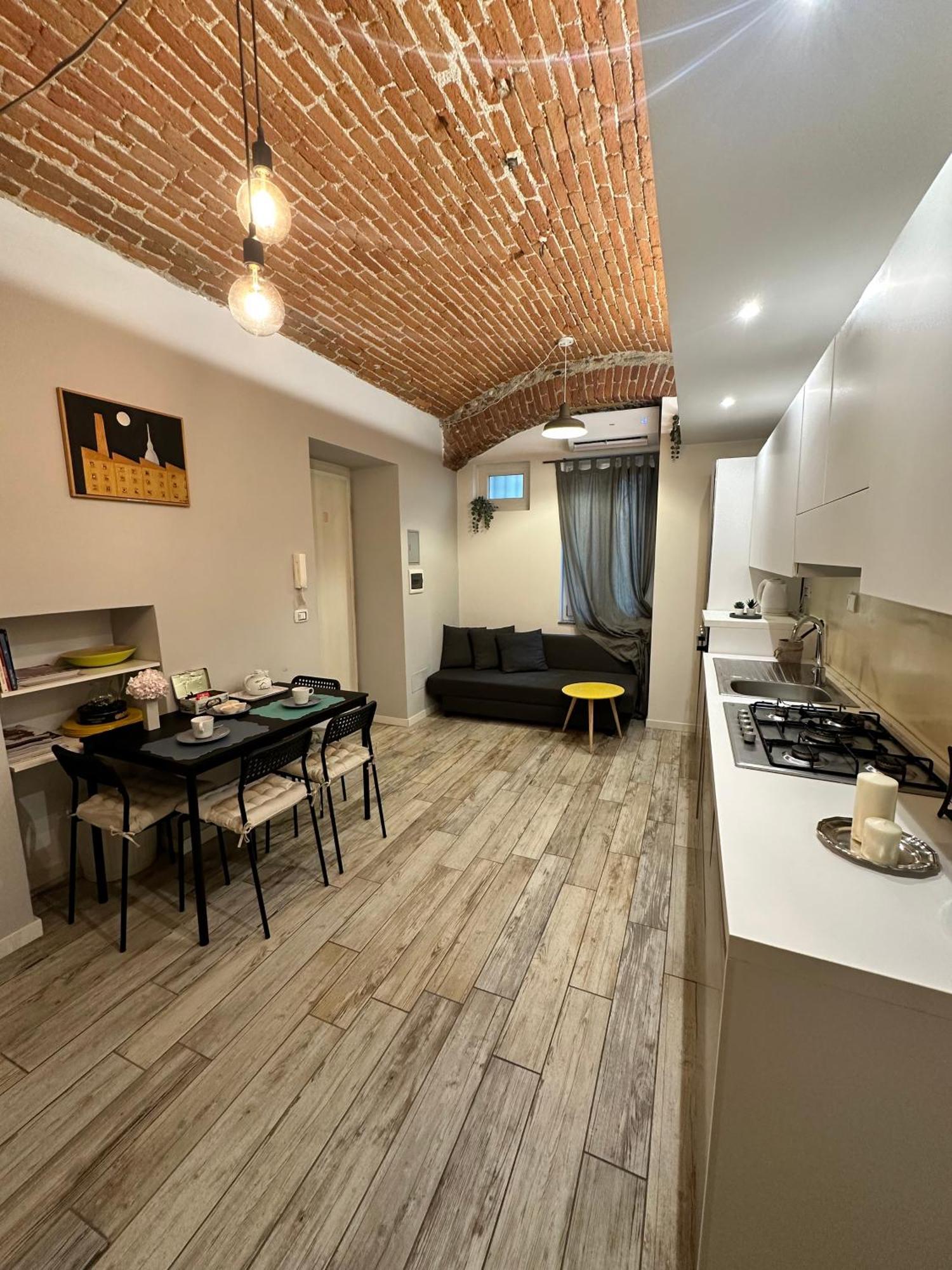 Nuovo Appartamento San Salvario Turim Exterior foto